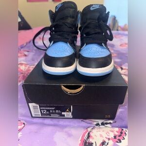 Kids Jordan 1’s size 12C US gently worn great condition